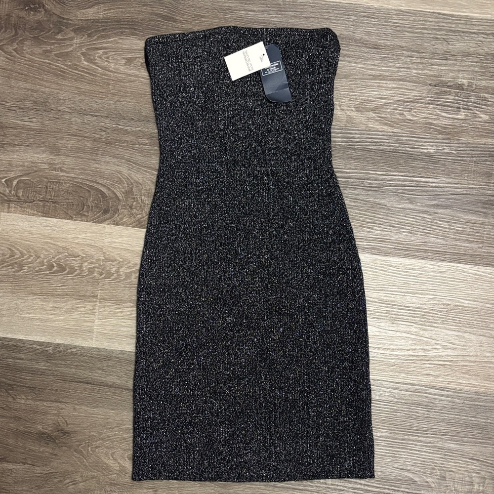 ABERCROMBIE & FITCH Strapless Black Metallic Knit Bodyco